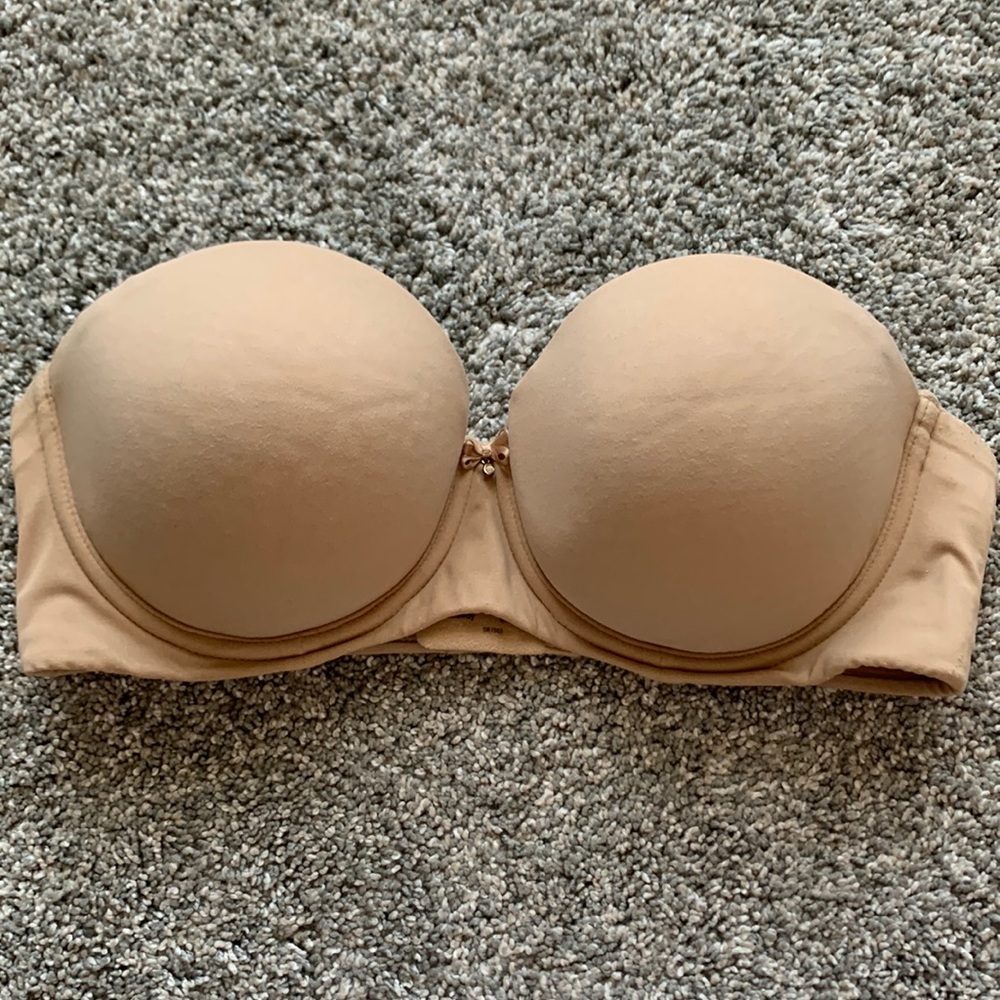 Nude strapless bra